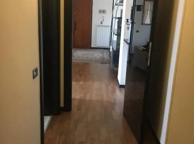 Lägenhet Our La Spezia